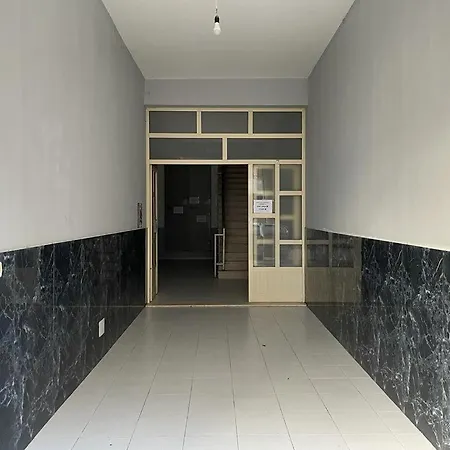 M&r Boutique In Appartamento Orikum