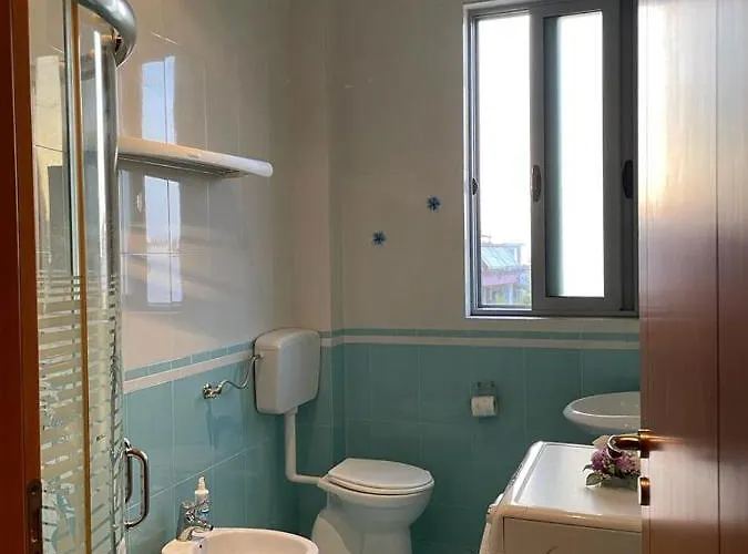 M&r Boutique In * 奥里库姆